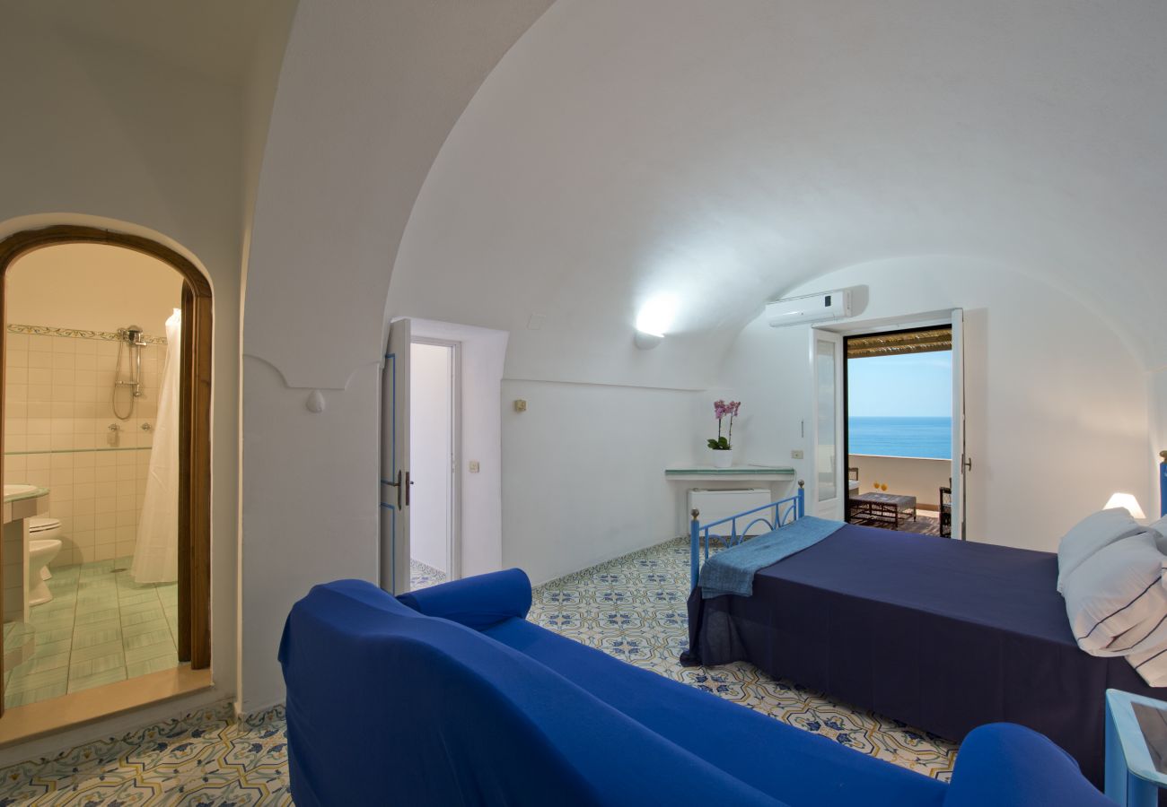 Casa a Praiano - Casa Sunset - Terrazza panoramica con vista su Positano e Capri 