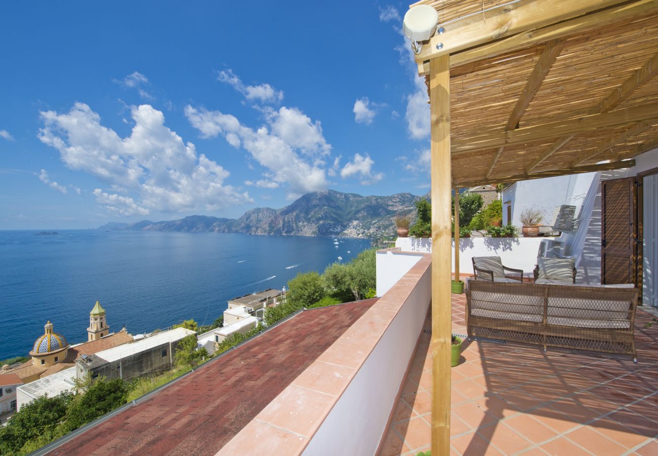 Casa a Praiano - Casa Sunset - Terrazza panoramica con vista su Positano e Capri 