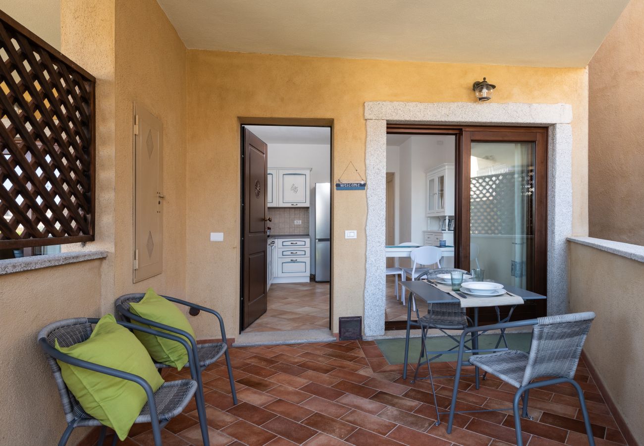 Appartamento a Olbia - Myrsine Viola - moderno flat con piscina, spiaggia