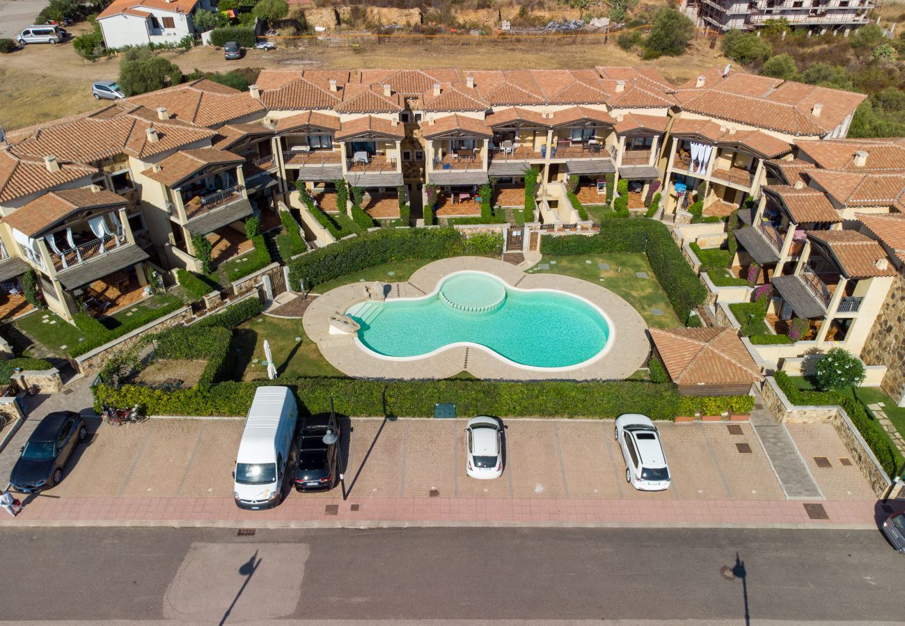 Appartamento a Olbia - Myrsine Genny - luminoso flat con vista piscina