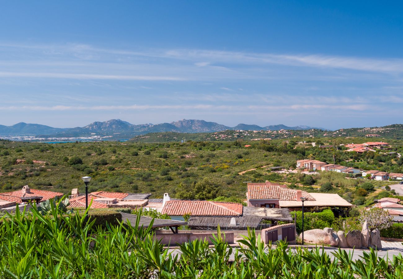 Villetta a Porto San Paolo - Laura's Terrace - cottage con vista panoramica