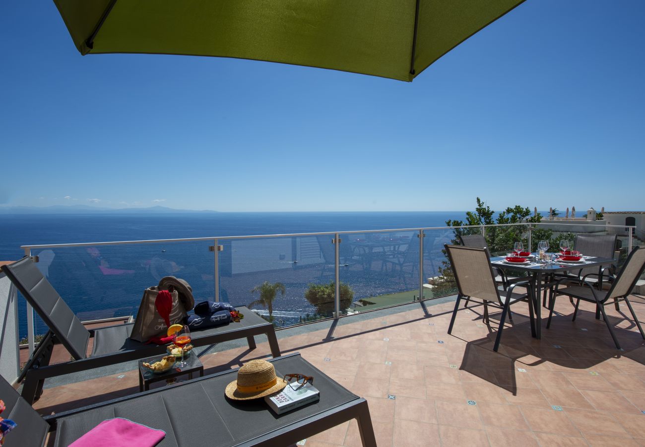 Casa a Praiano - La Dimora di Euribia - Sospesa tra cielo e mare 