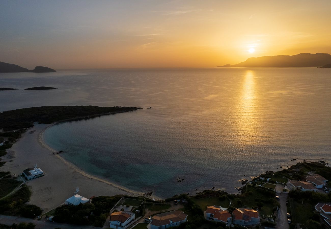 Villa Azul - incantevole vista del mare in villa vicino al mare a Olbia