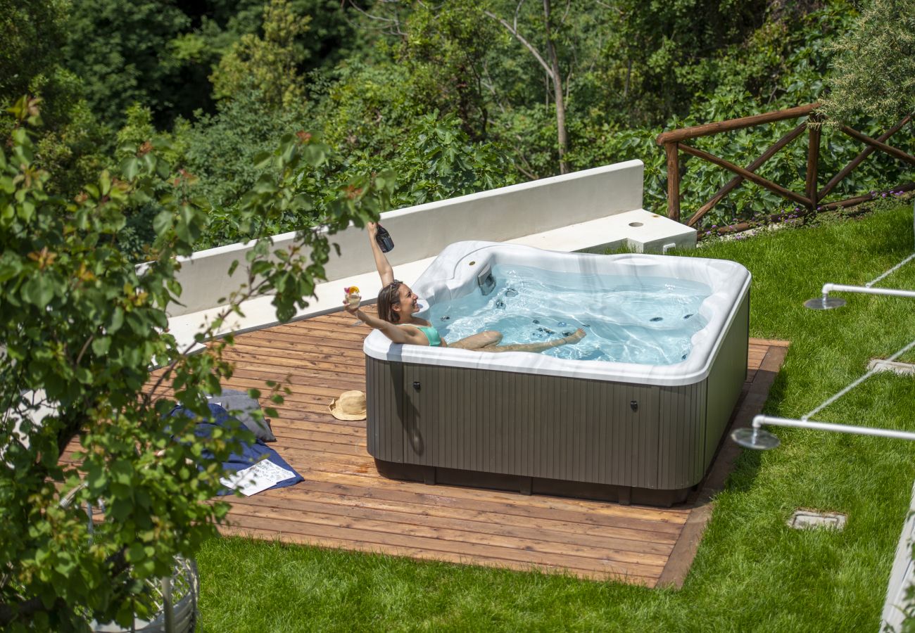 Villa a Amalfi - Villa Donna Rachele - Jacuzzi Vista Mare e Parcheggio Gratuito