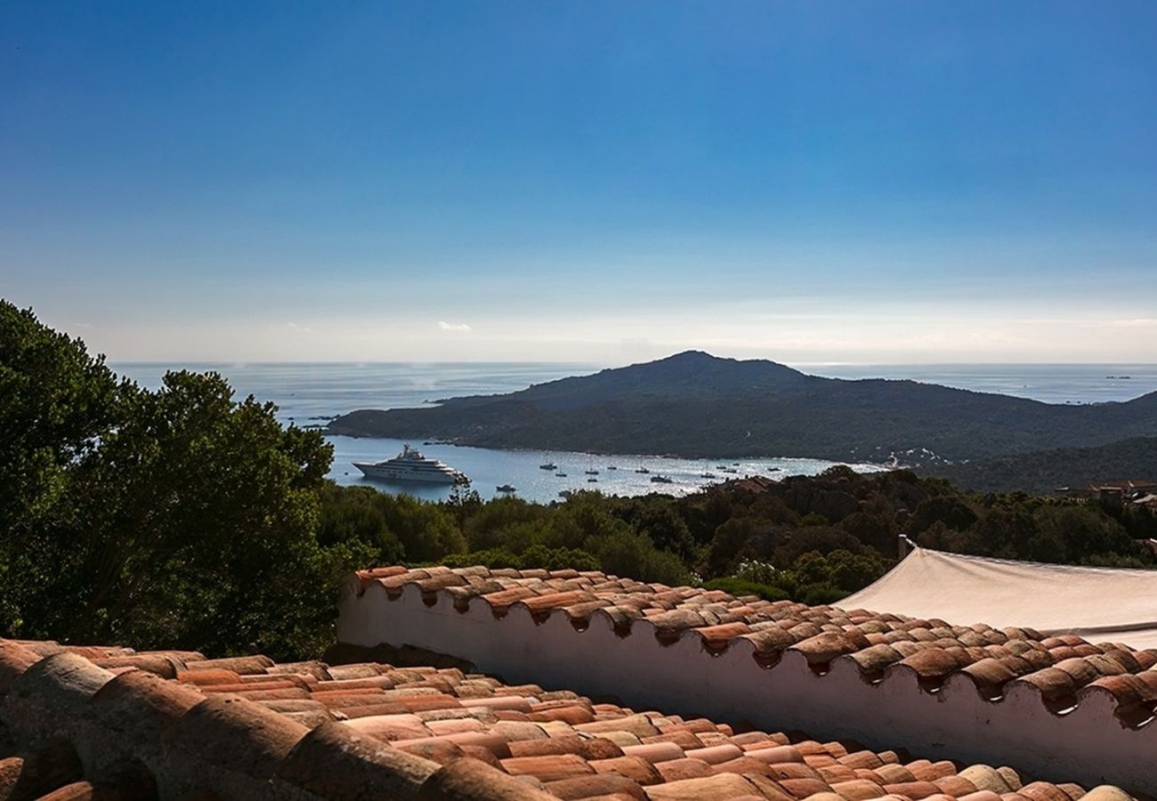 Villa Wave - Casa vacanze con piscina privata, gestione Klodge nord Sardegna