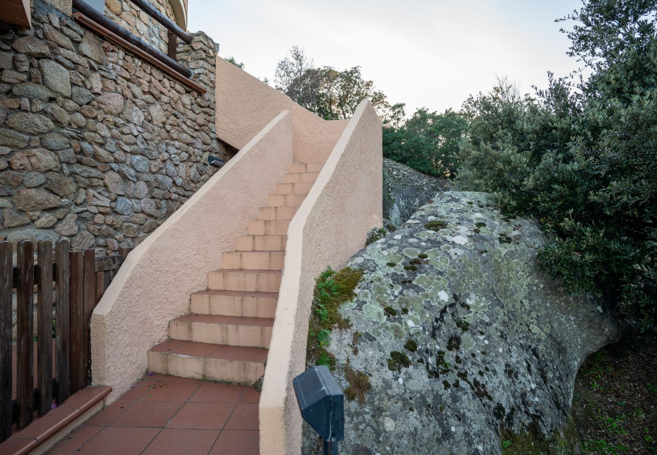 Appartamento a Porto Rotondo - I Lecci 1 - natura, relax e vista mare in Porto Rotondo