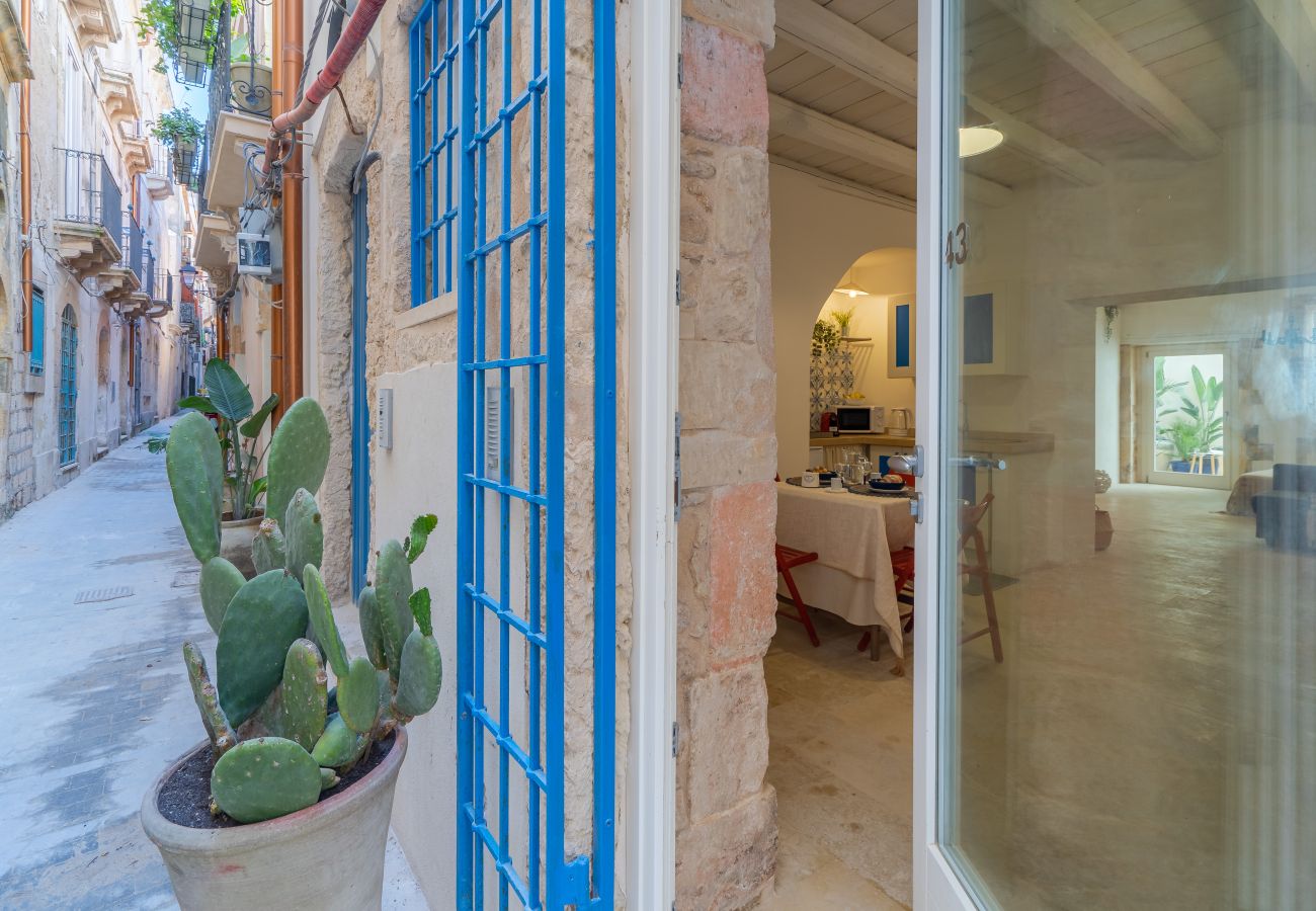 Appartamento a Siracusa - Cortile Giudecca  by Dimore in Sicily