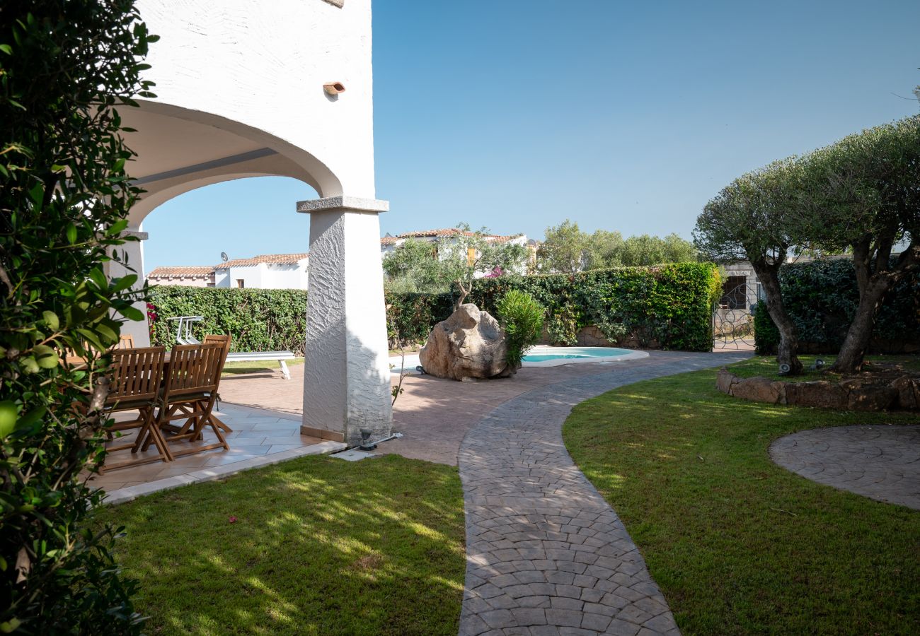 Villa Olive - Raffinata villa con piscina e verande coperte, perfetta per soggiorni di lusso