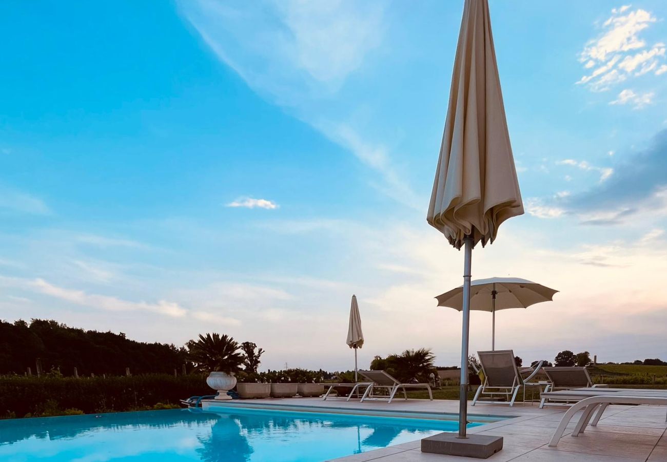 Appartamento a Pastrengo - Residenza Pastrengo - app. Girasole con piscina e terrazza