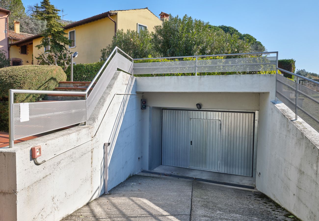 Appartamento a Bardolino - Regarda - Bilocale Antico Convento, residenza Paerno con piscina e tennis