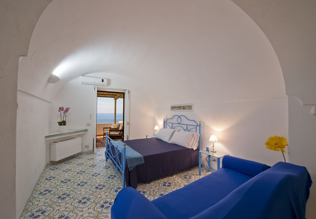 Ferienhaus in Praiano - Casa Sunset - Panoramaterrasse mit Blick auf Positano und Capri