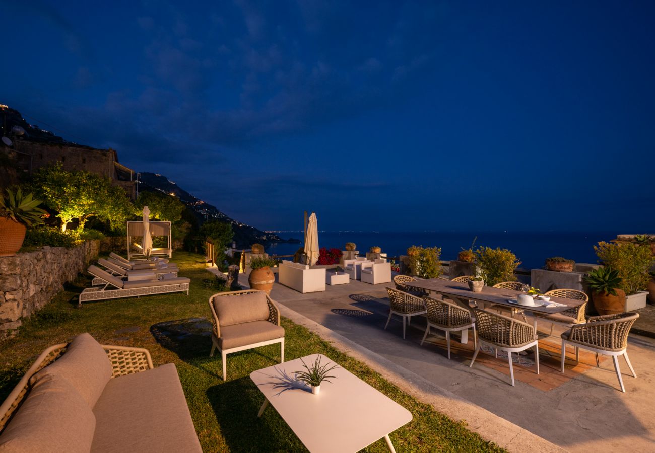 Villa in Praiano - Villa Panorama - Pool mit Meerblick und Sauna