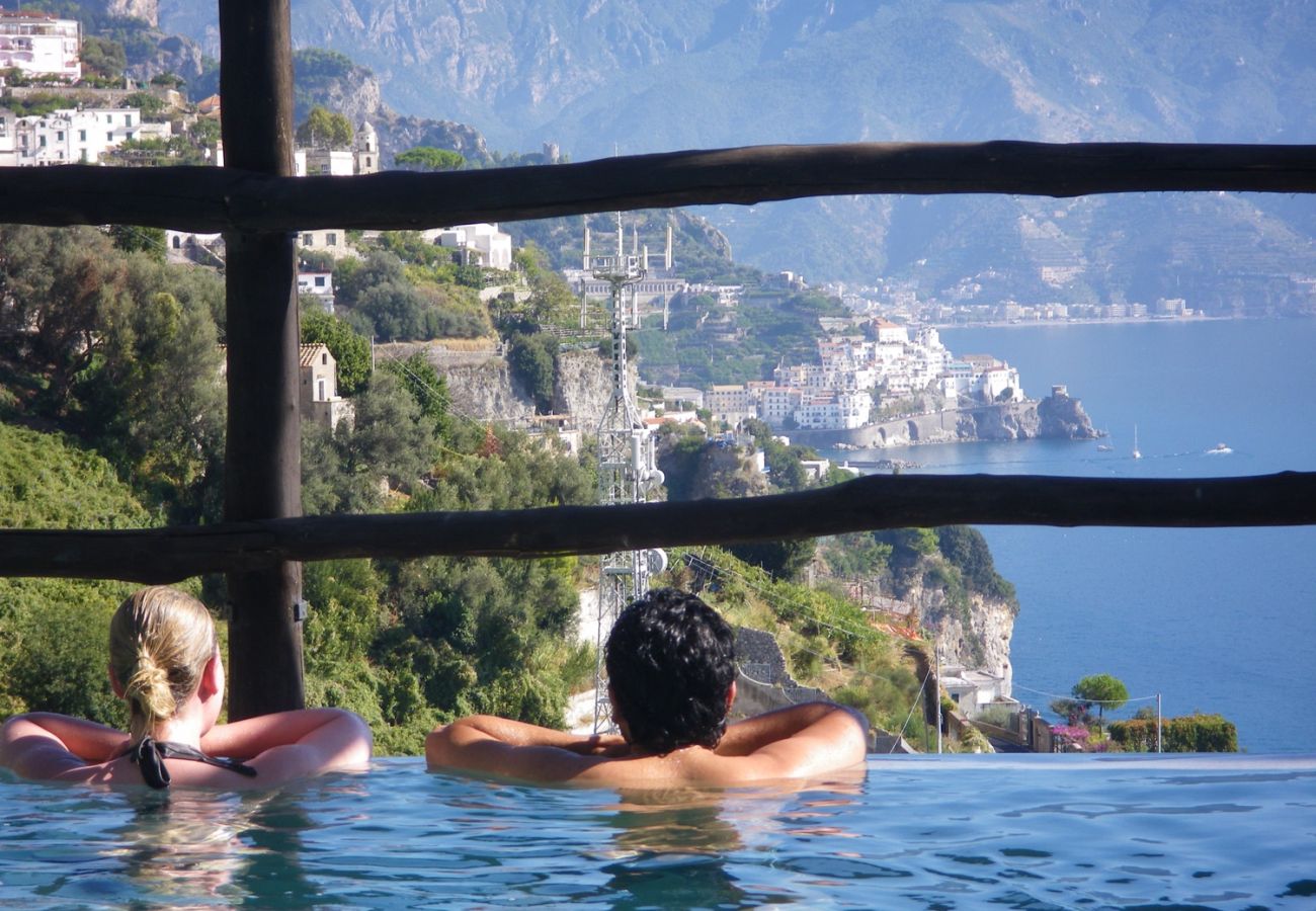 Villa in Amalfi - Villa Alba di Amalfi - Mit Infinity-Pool und Meer