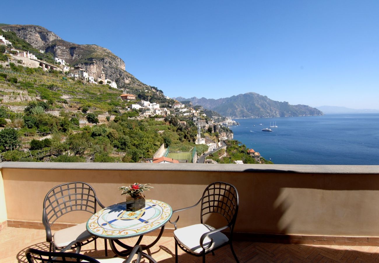 Villa in Amalfi - Villa Alba di Amalfi - Mit Infinity-Pool und Meer