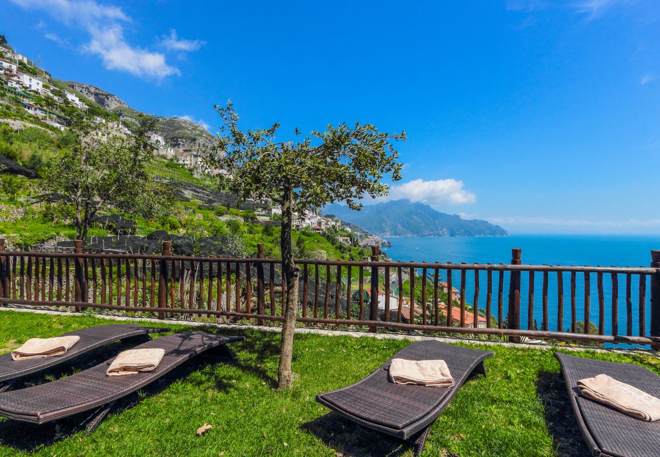 Villa in Amalfi - Villa Alba di Amalfi - Mit Infinity-Pool und Meer