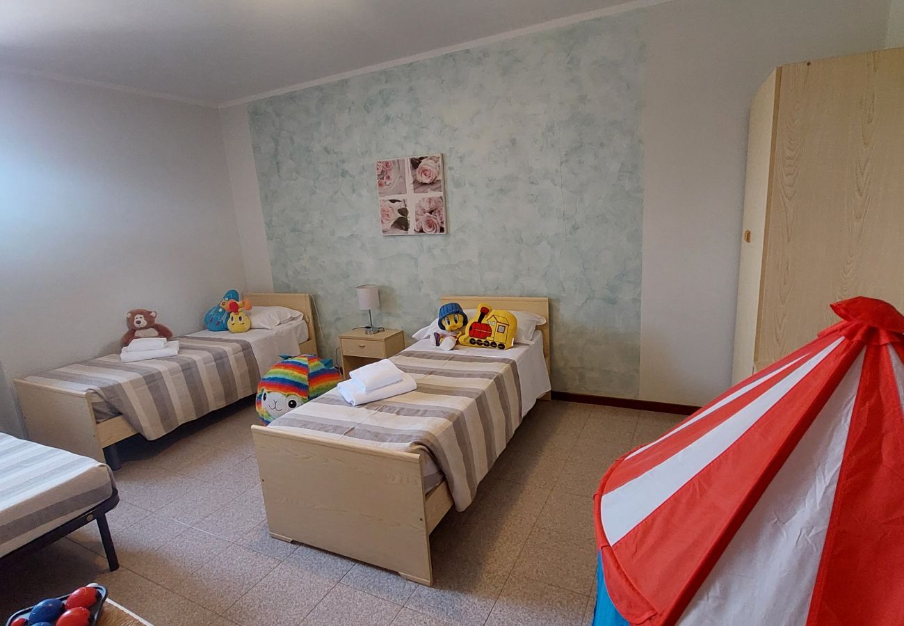 Ferienwohnung in Lazise - Regarda – Familienwohnung Rosa Tea 6 ideal für Kinder