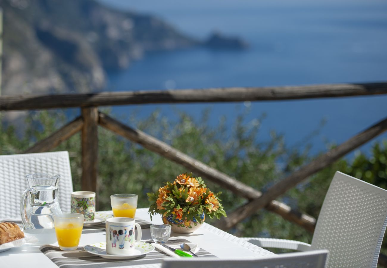 Ferienhaus in Praiano - Casa Punta Paradiso - Ruhiges und panoramisches Haus mit Blick auf das Meer