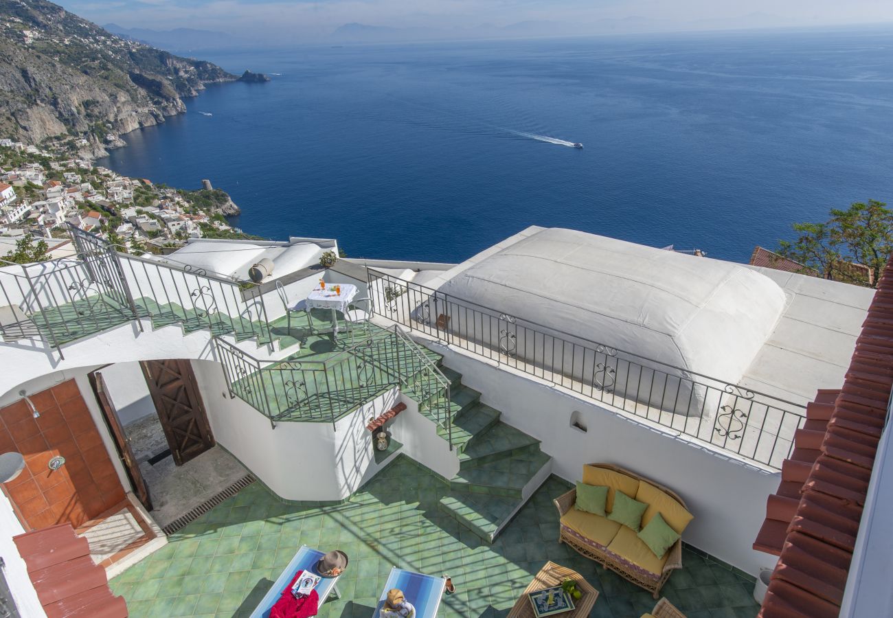 Ferienhaus in Praiano - Casa Punta Paradiso - Ruhiges und panoramisches Haus mit Blick auf das Meer