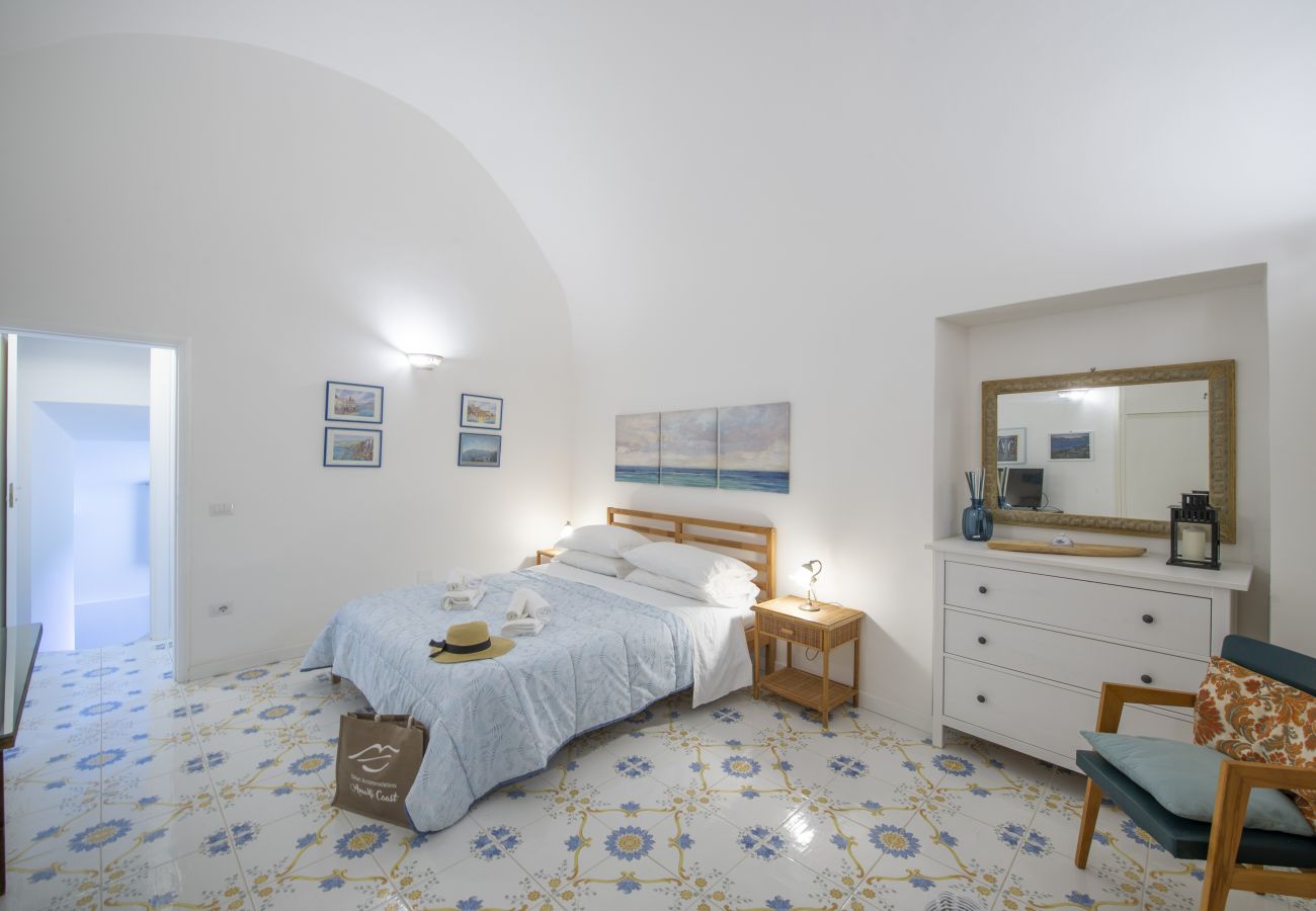 Ferienhaus in Praiano - Casa di Nonno Mario - Aussicht auf den Capri-Sonnenuntergang