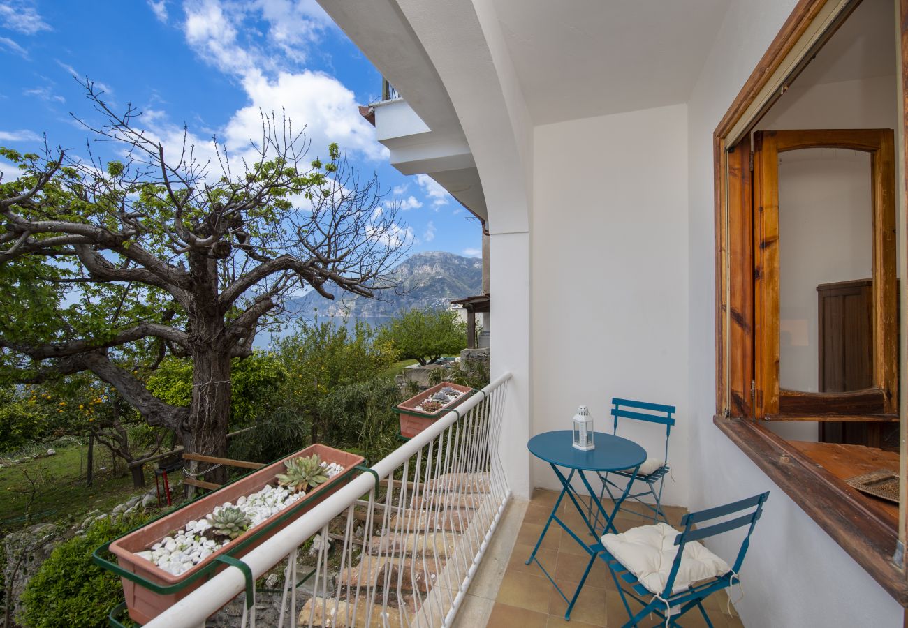 Ferienhaus in Praiano - Casa di Nonno Mario - Aussicht auf den Capri-Sonnenuntergang