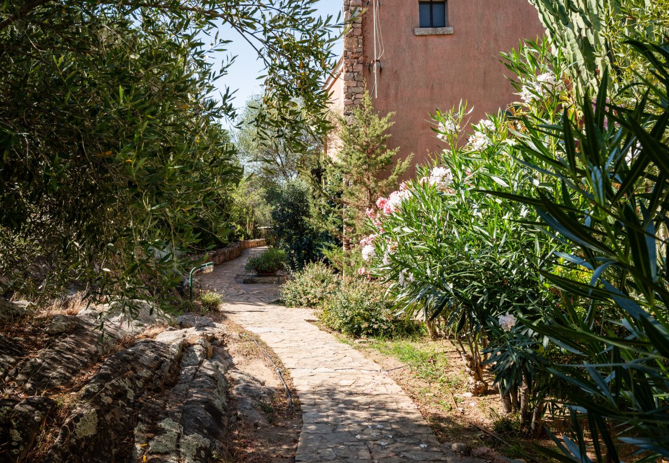 Ferienwohnung in Porto Rotondo - Caletta Nest 108 - Ferienhaus mit Pool