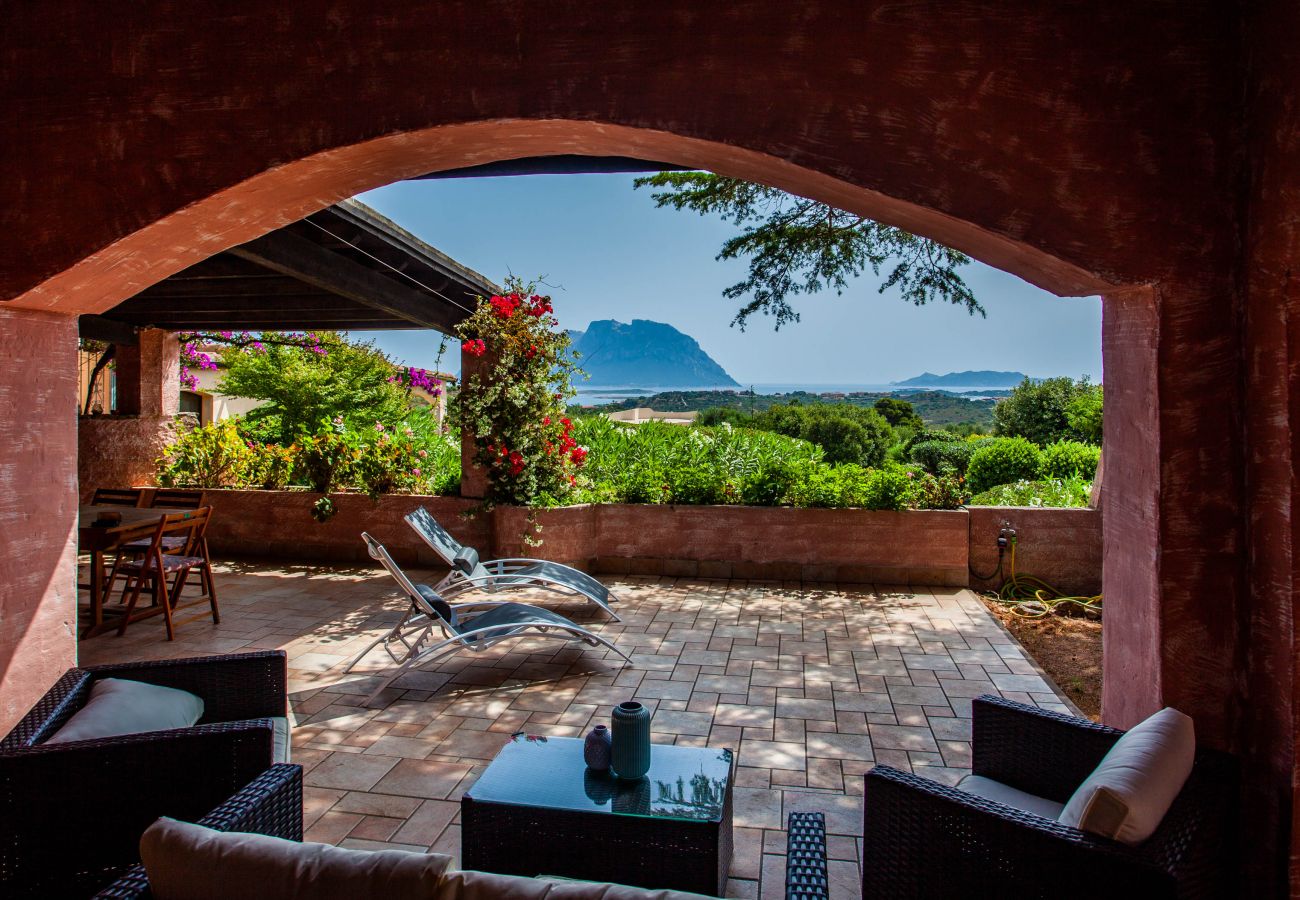 Villa Kalè - Veranda mit Panoramablick auf das Meer, Mietvilla in Costa Corallina