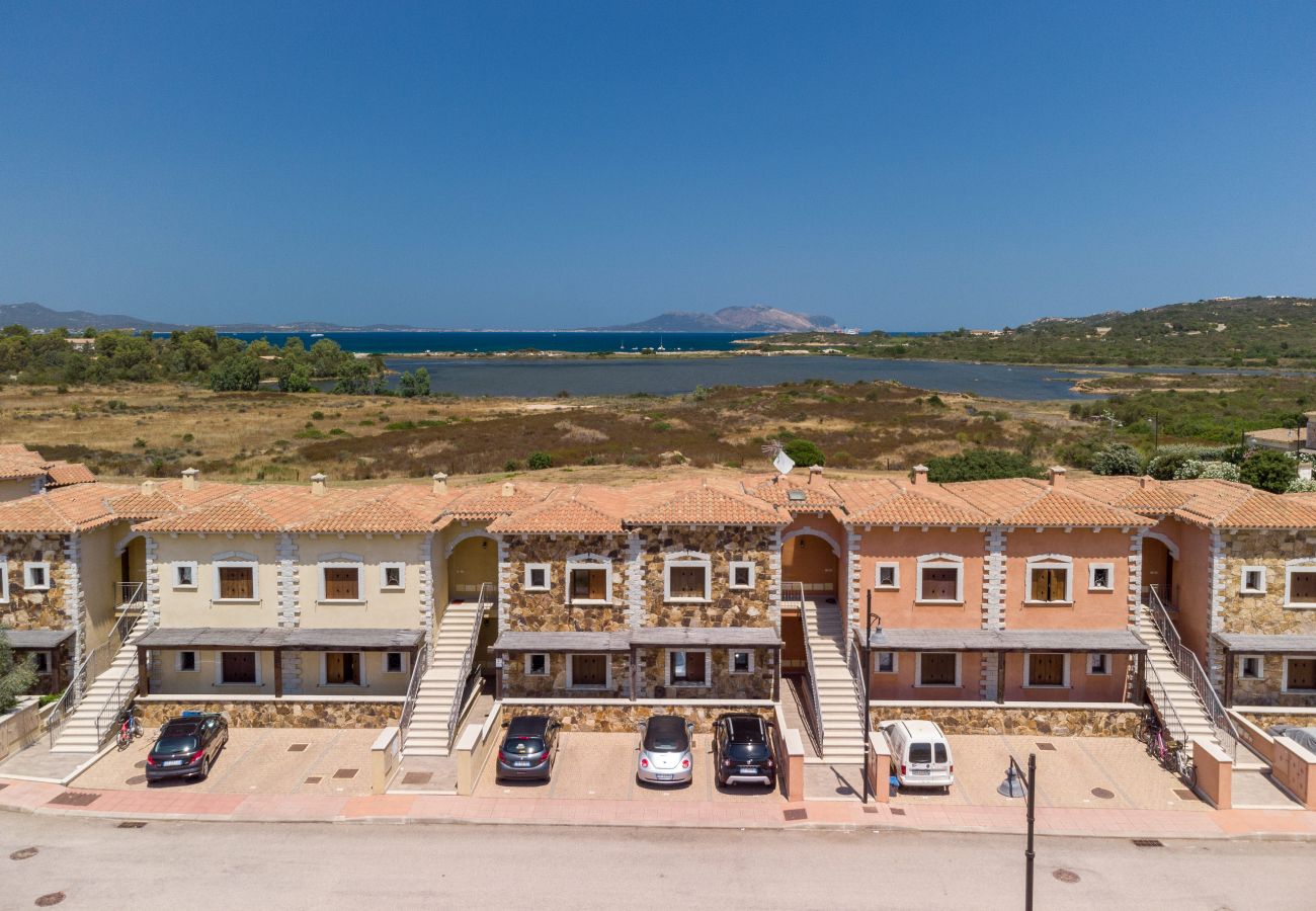 Myrsine 7S - Aufenthalt auf Sardinien in einem gut ausgestatteten Ferienhaus, in der Nähe der Strände.