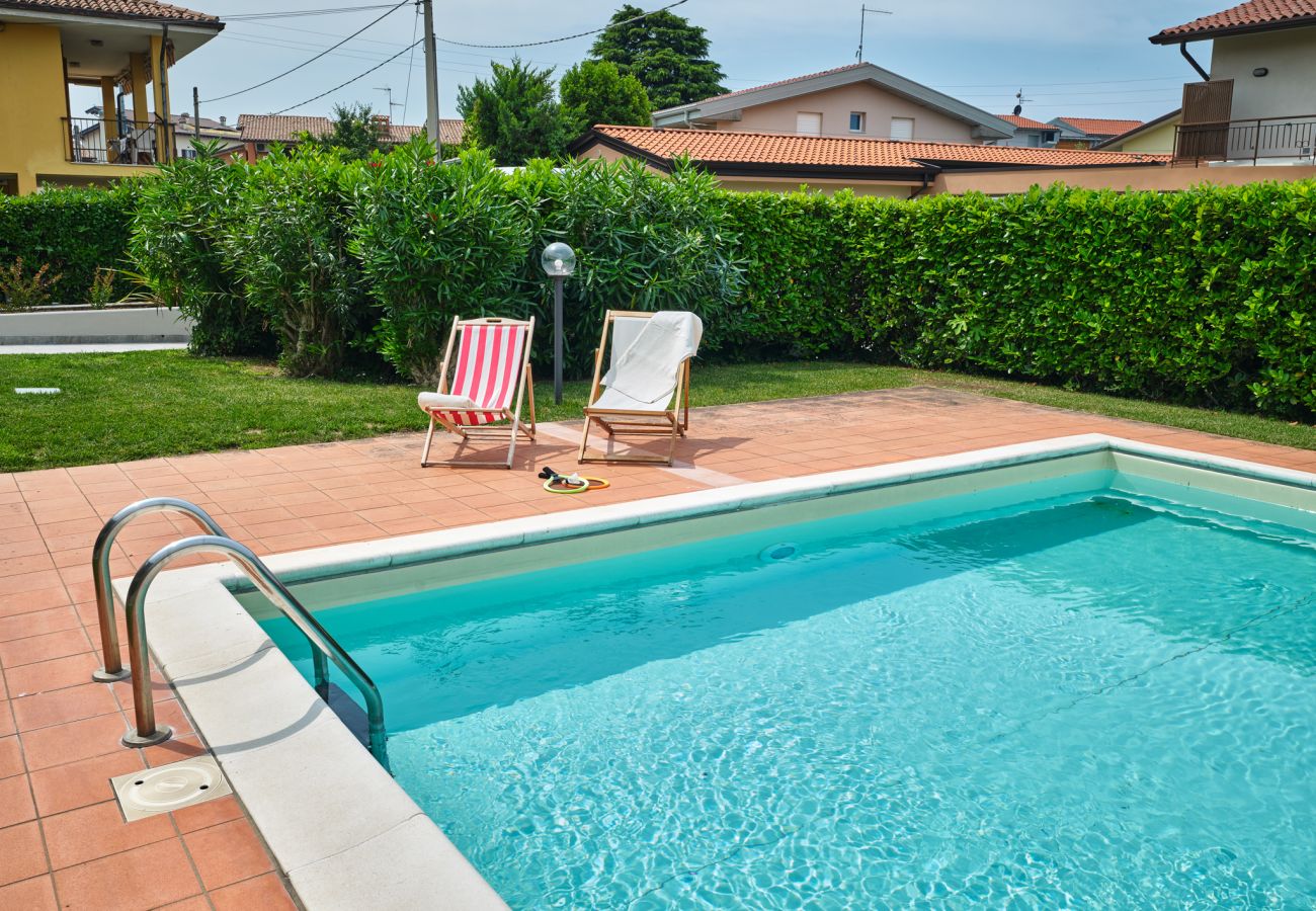 Ferienwohnung in Lazise - Stilvoller eingerichtete Zweizimmerwohnung 