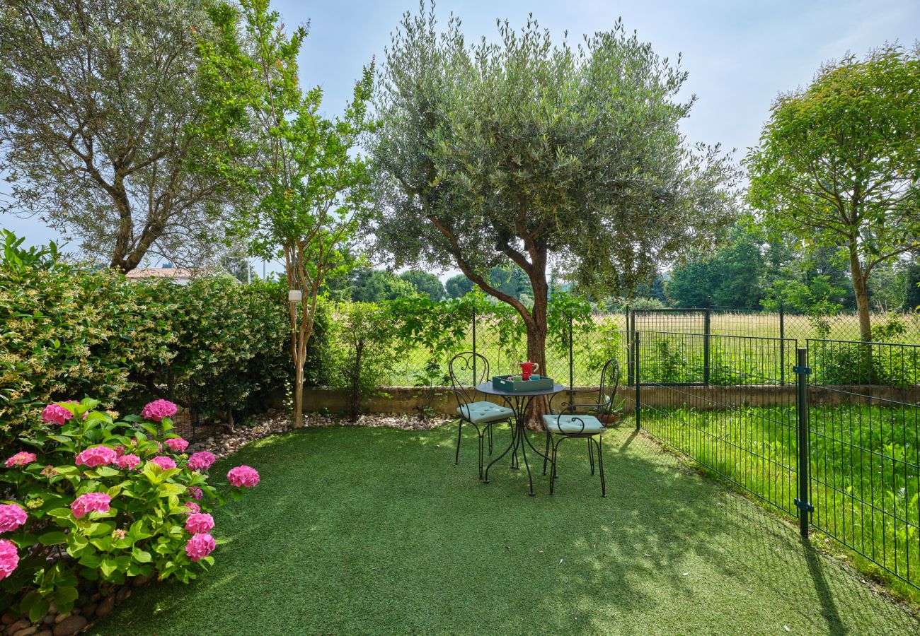 Ferienwohnung in Lazise - Stilvoller eingerichtete Zweizimmerwohnung 