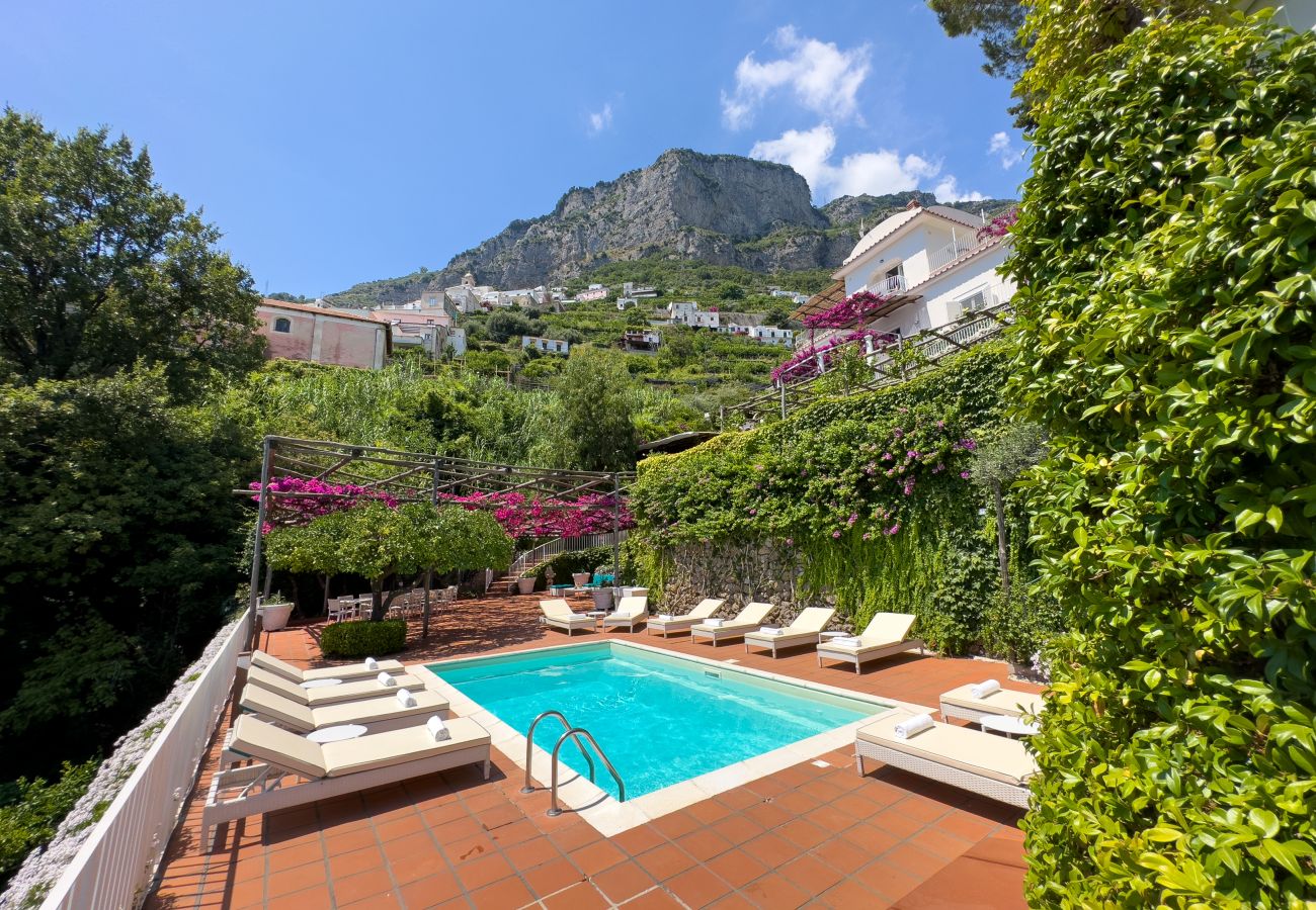 Villa in Amalfi - Villa Bijoux - Luxusvilla mit Meerblick