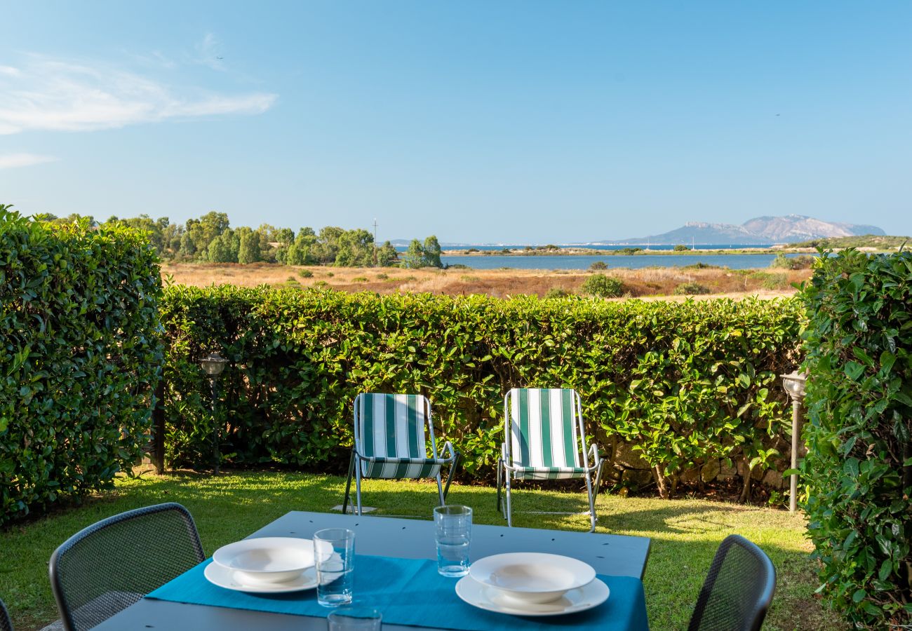 Ferienwohnung in Olbia - Myrsine Stella - moderne Wohnung vor der Bucht