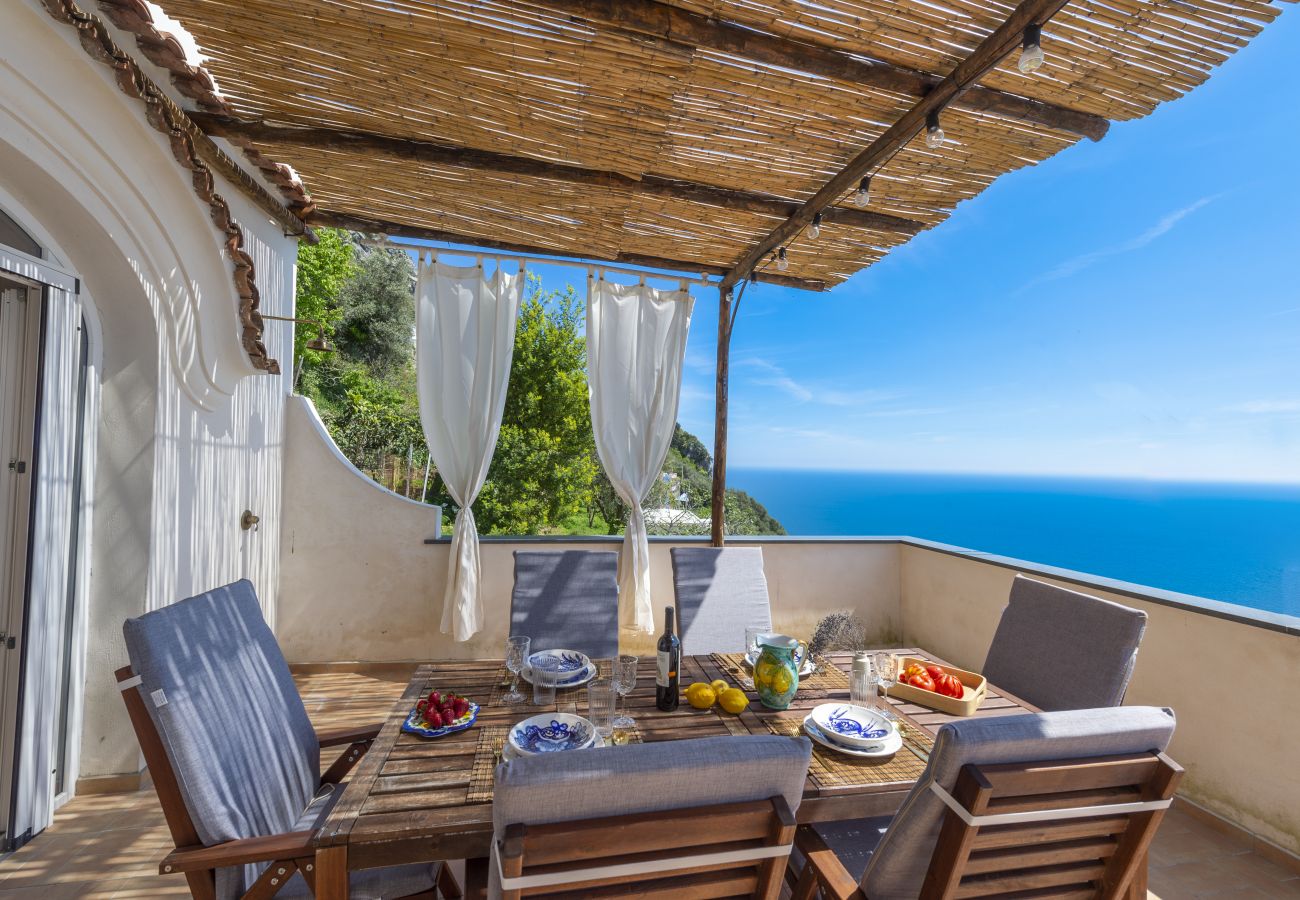 Ferienhaus in Praiano - Punta di Diamante - 200 Stufen zum Himmel