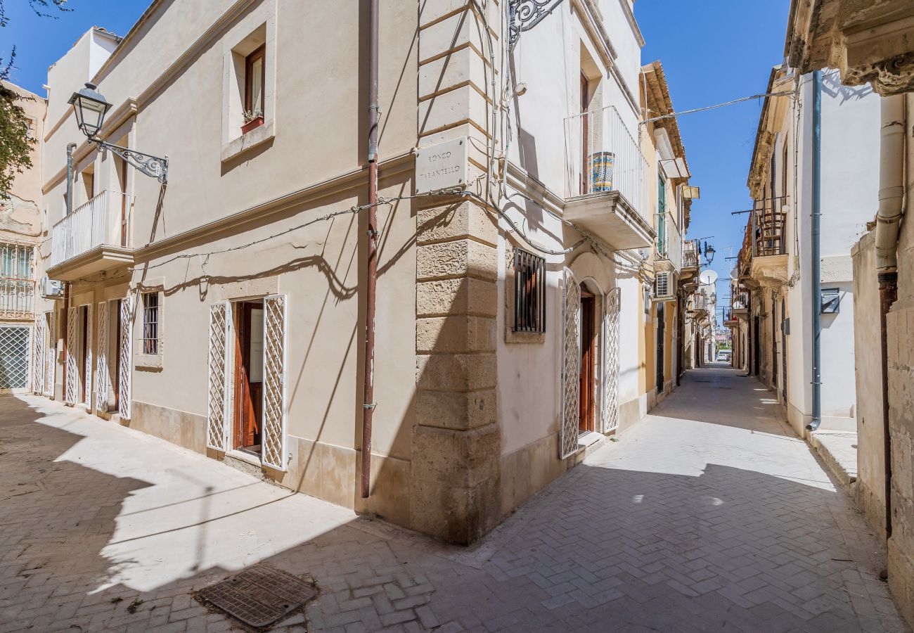 Ferienwohnung in Siracusa - Dione  apartment terrace Ortigia