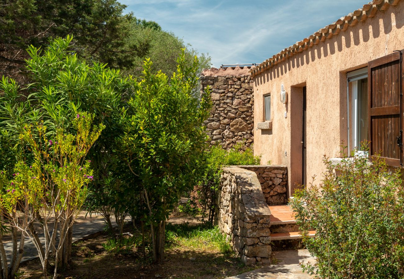 Ferienwohnung in Porto Rotondo - Caletta 53 - Wohnung am Meer mit Pool und Tennisplatz