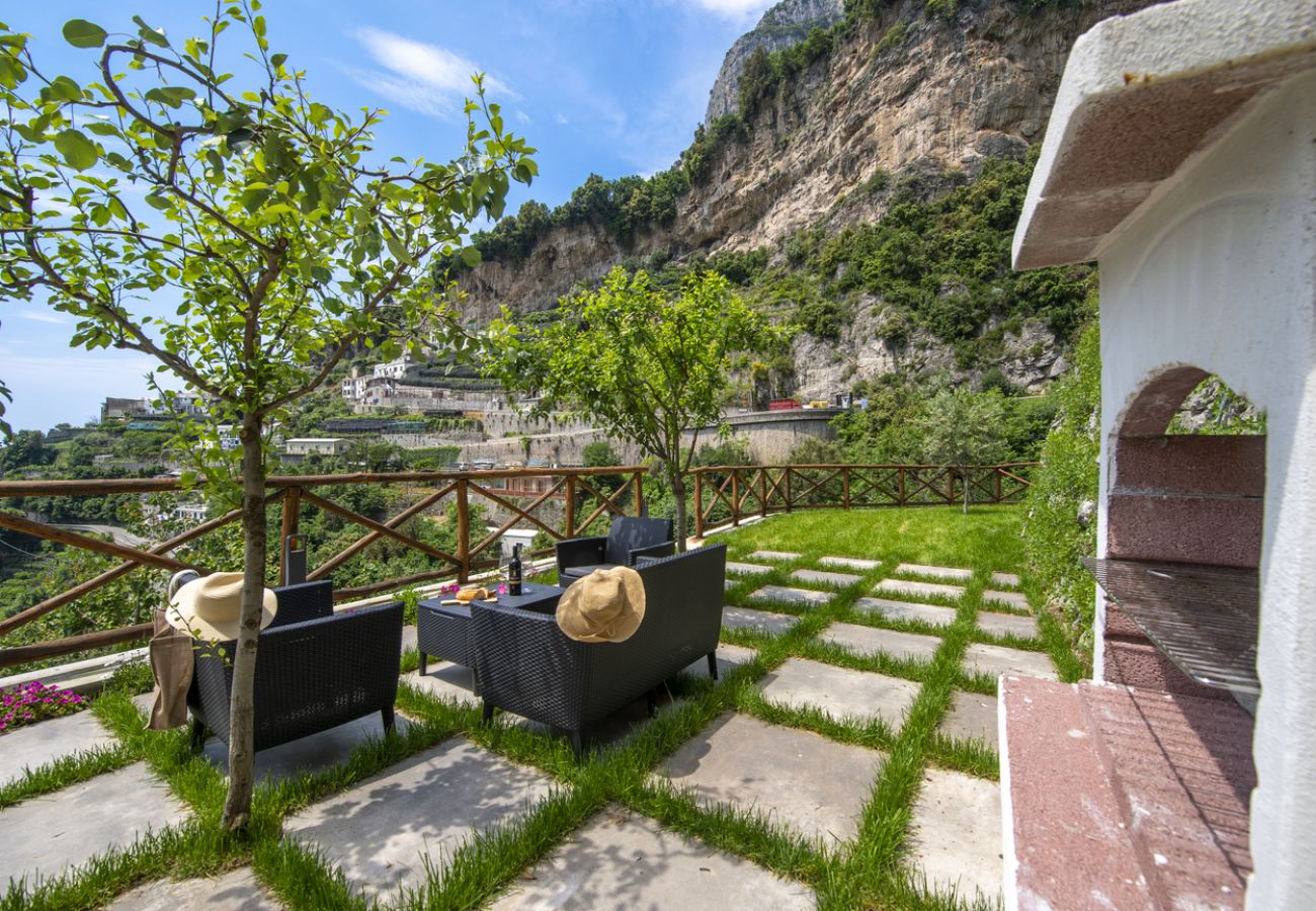 Villa in Amalfi - Villa Donna Rachele – Whirlpool mit Meerblick und kostenloser Parkplatz