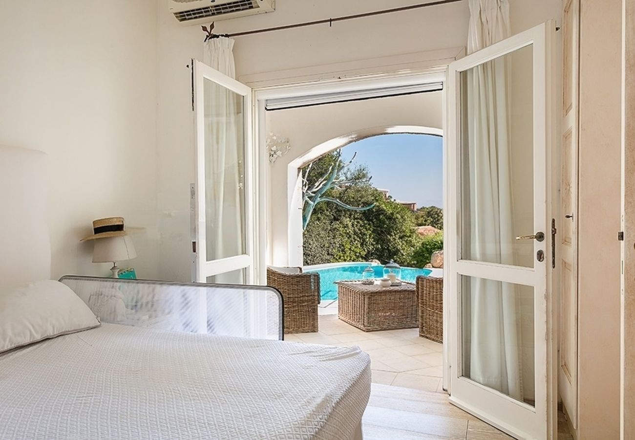 Villa Wave - Elegantes Doppelzimmer, Villa zur Miete mit privatem Pool in Italien