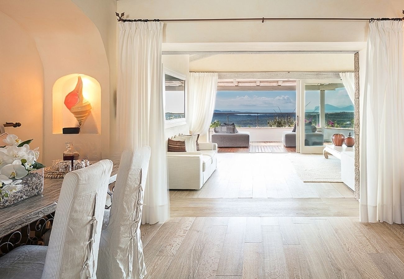 Villa Wave - Luxusferienhaus mit privatem Pool zu vermieten, Nord-Sardinien, Italien