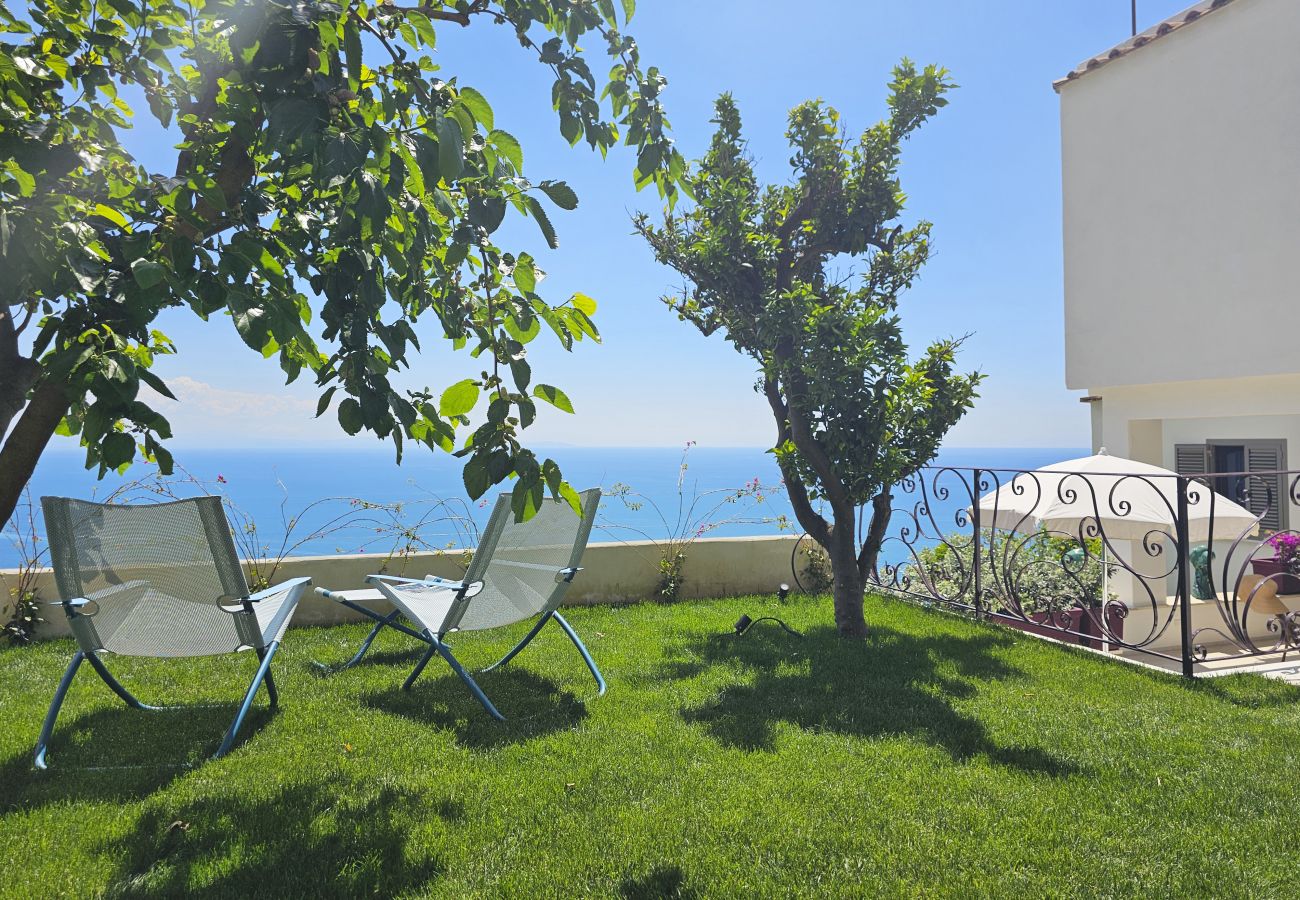 Ferienhaus in Praiano - Villa Grà – Bezaubernde Villa mit Blick auf das Meer