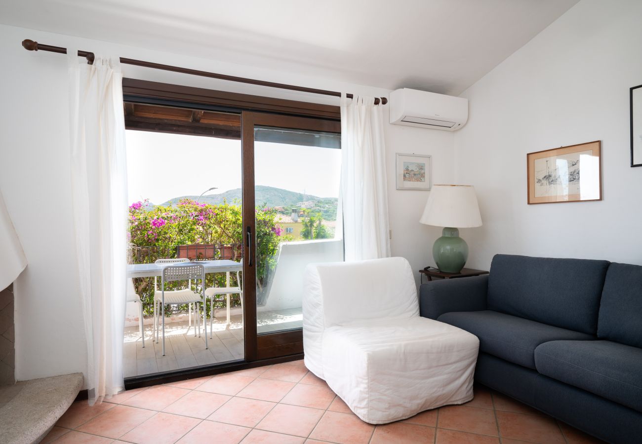 Ferienwohnung in Porto San Paolo - Il Poggio 18 &amp;amp;amp;ndash; Ferienhaus mit Pool auf Sardinien