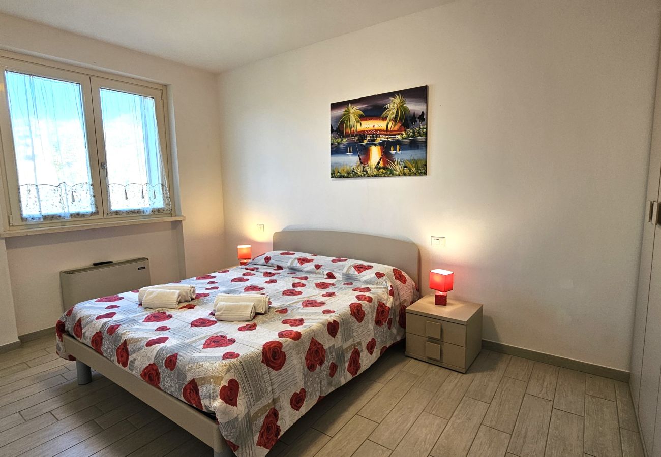 Ferienwohnung in Pastrengo - Residenza Pastrengo - Wohnung Papavero mit Pool und Terrasse