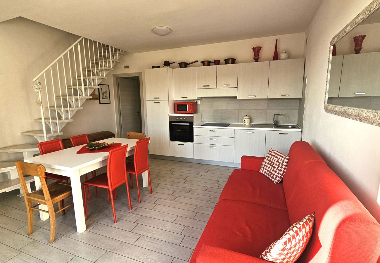 Ferienwohnung in Pastrengo - Residenza Pastrengo - Wohnung Papavero mit Pool und Terrasse