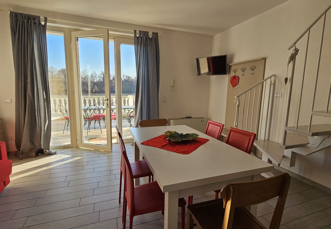 Ferienwohnung in Pastrengo - Residenza Pastrengo - Wohnung Papavero mit Pool und Terrasse