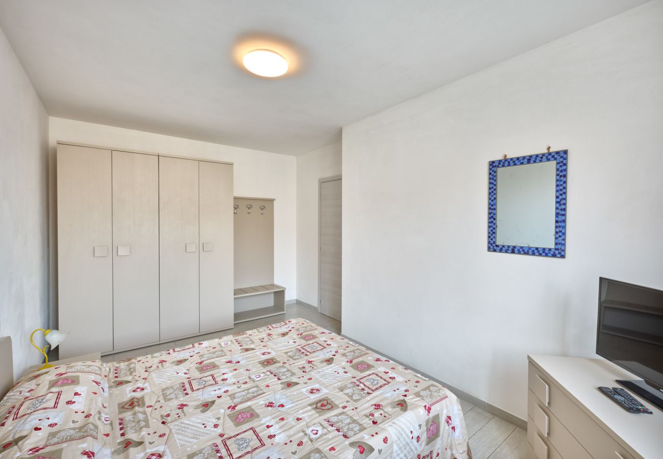 Ferienwohnung in Pastrengo - Residenza Pastrengo - Zweizimmerwohnung Girasole mit Pool und Terrasse