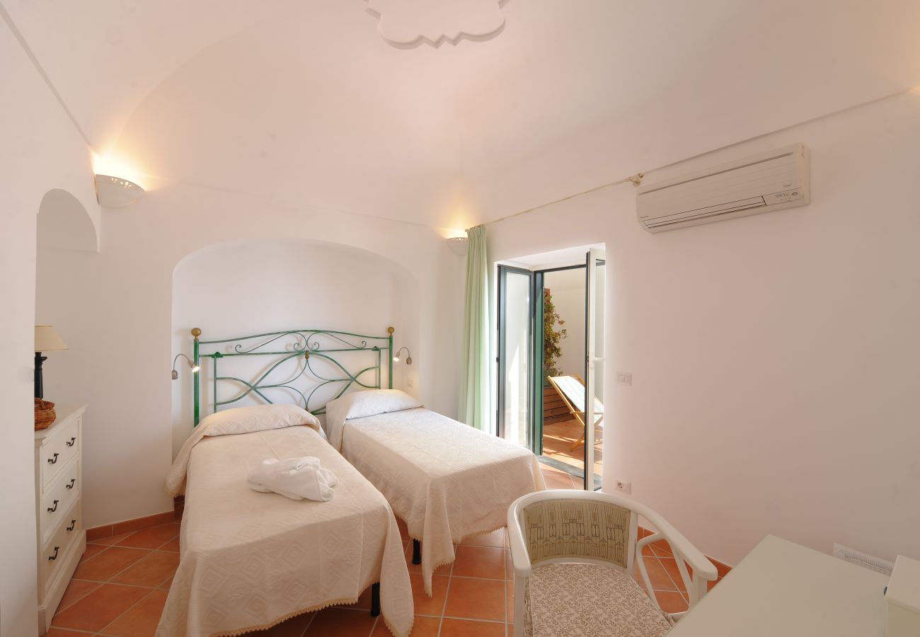 Villa in Praiano - Casa Alessia - Big terrace on the sea, ideal for large families