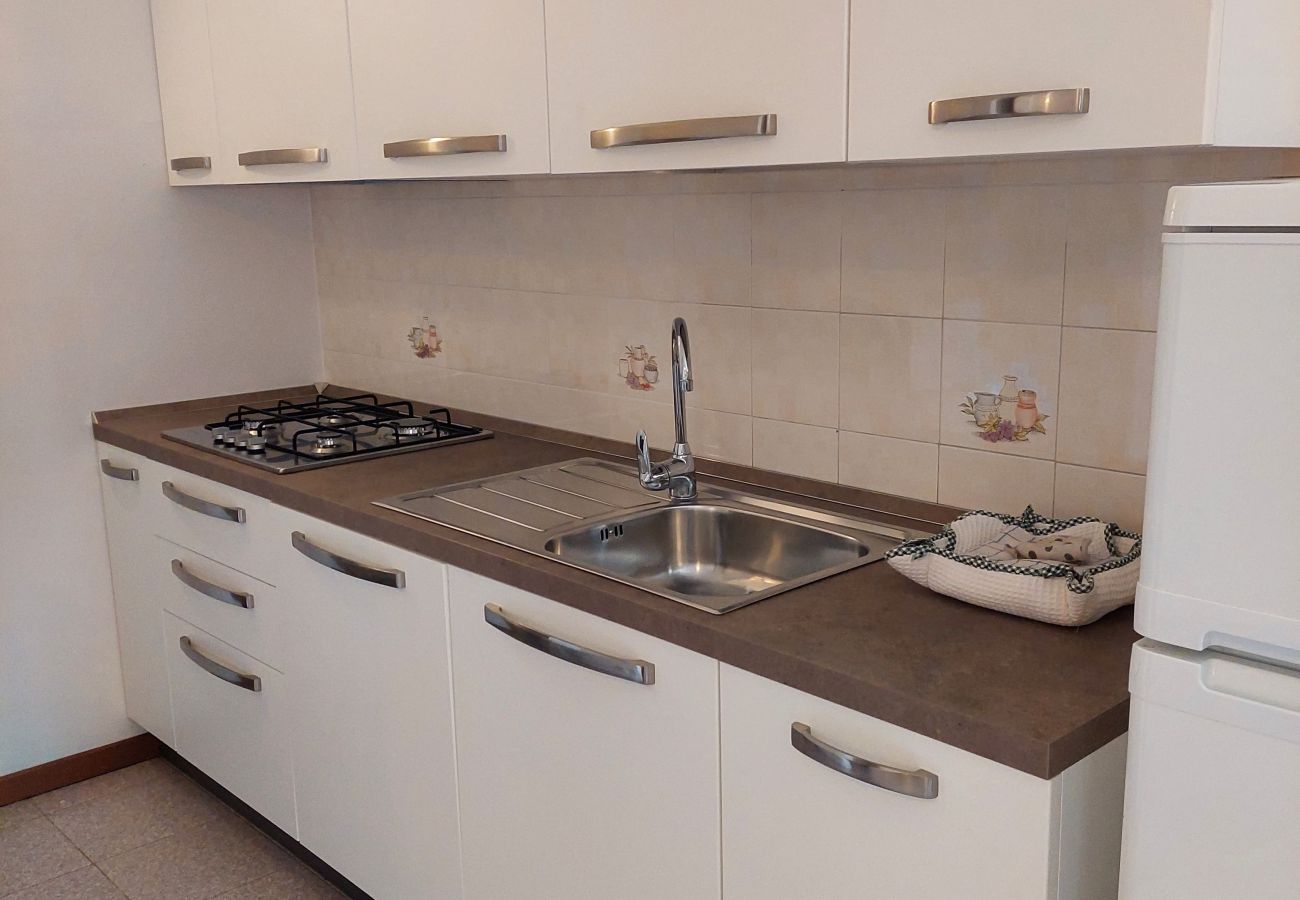 Apartment in Lazise - Regarda - family apartment Rosa Tea 6, children friendly