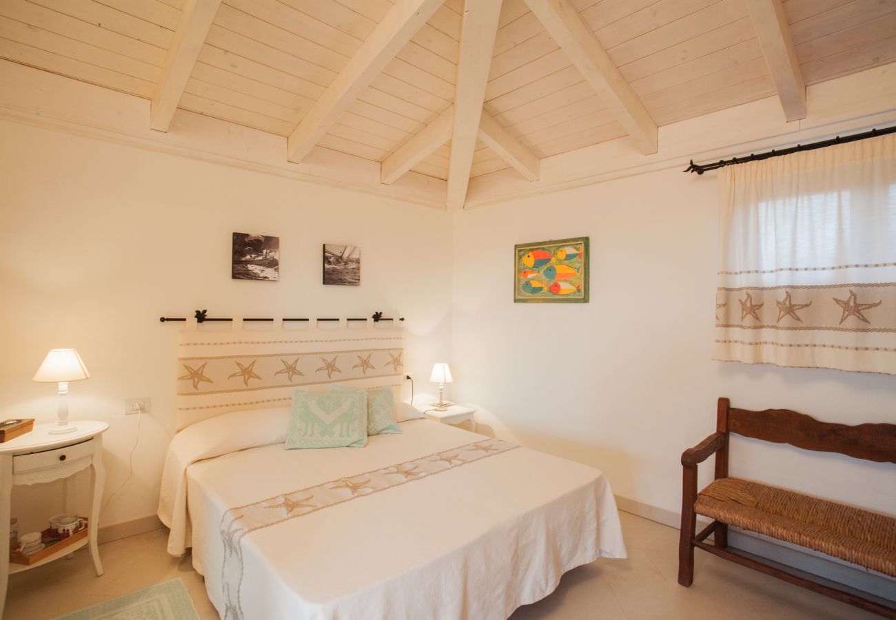 Villa Sa Jaga - cozy bedroom with air conditioning