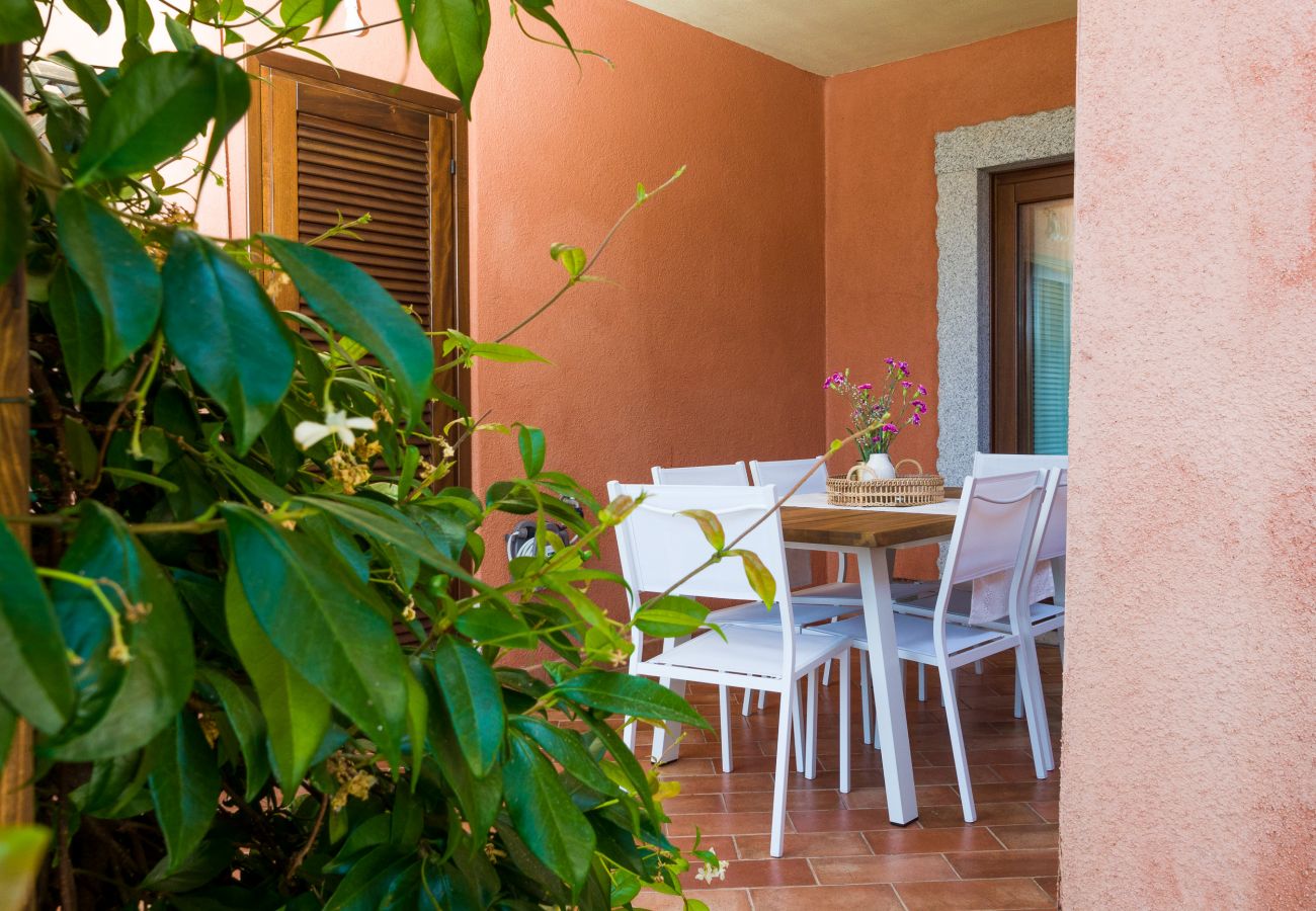 Myrsine 7S - Bright and welcoming accommodation, ideal for a peaceful stay in Sardinia.