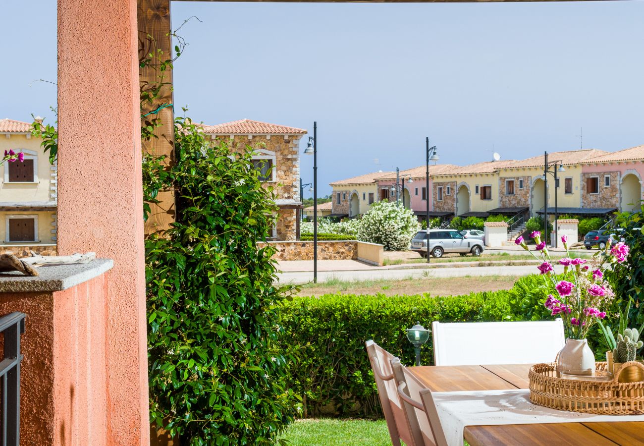 Myrsine 7S - Holiday home in Sardinia, perfect for relaxing stays with family or friends.