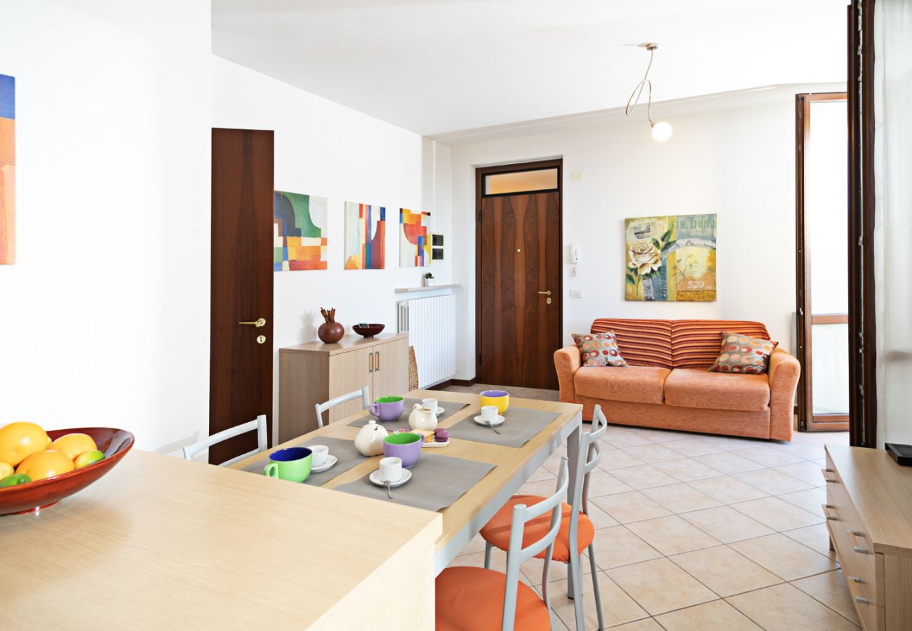 Apartment in Lazise - Regarda – apartment Miralago in Lazise with private garden, pool, pets allowed