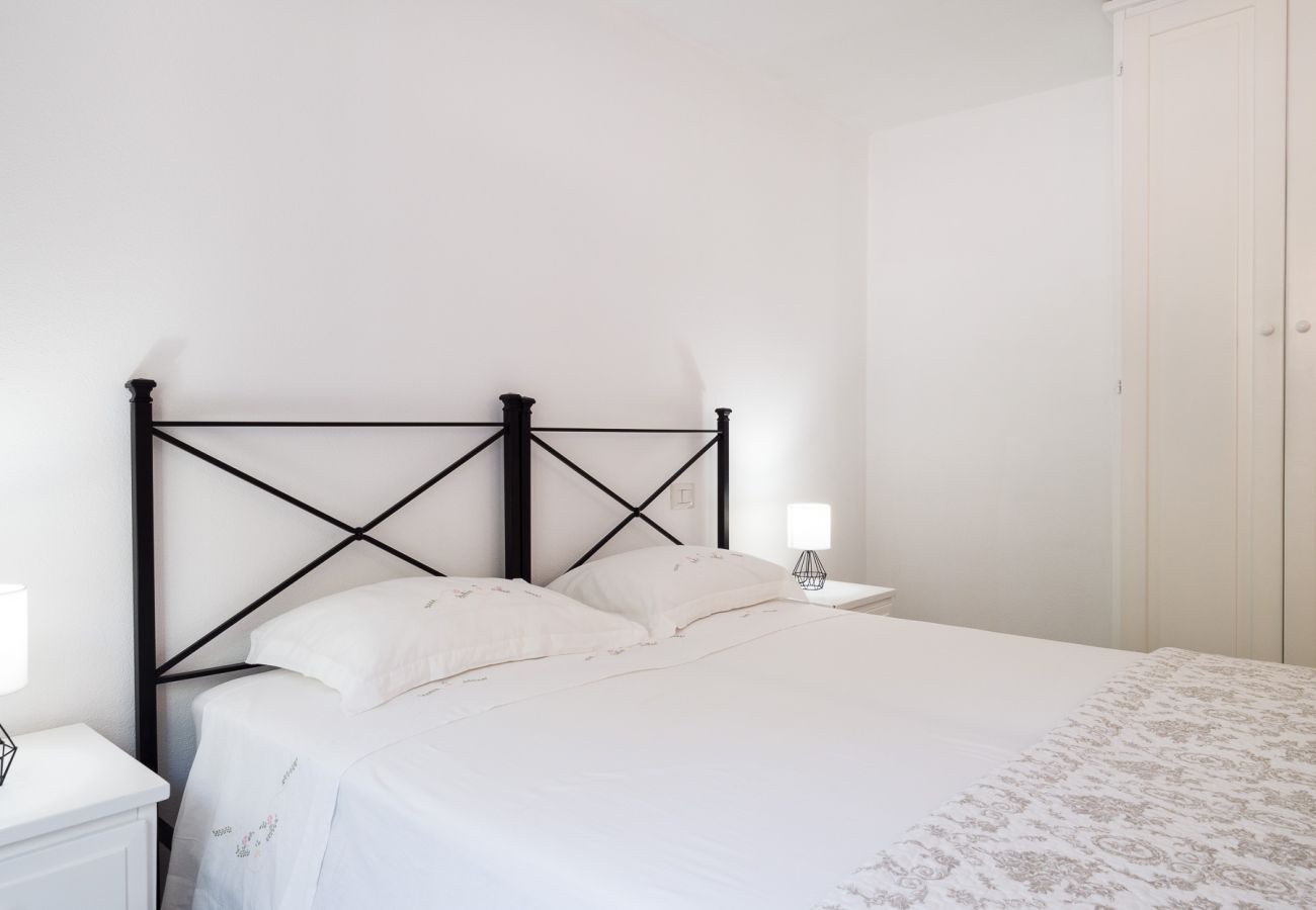 WLofts 13 - Elegant double bedroom, perfect for a relaxing holiday rental in Sardinia near the beach